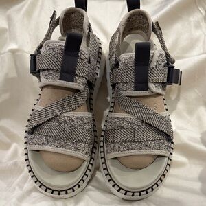 Chloe Lily Women's Sandals in Cream